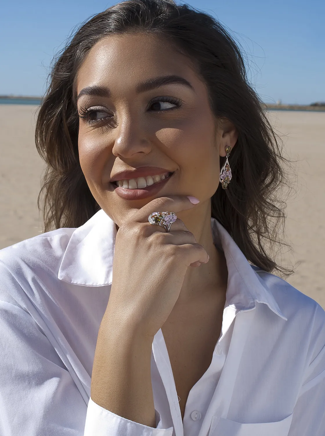 Anillos Especiales | Anillos Con Piedras | LINEARGENT Anillo con piedras diseño barroco con tonos romanticos