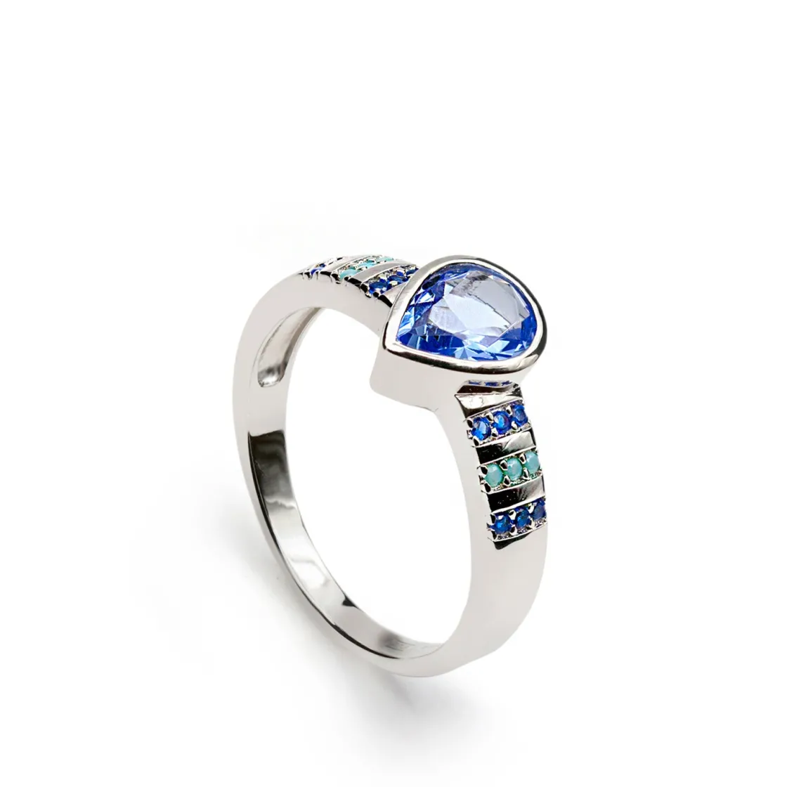 Anillos Pequeños | Anillos Con Piedras | LINEARGENT Anillo con piedras lágrima central y circonitas