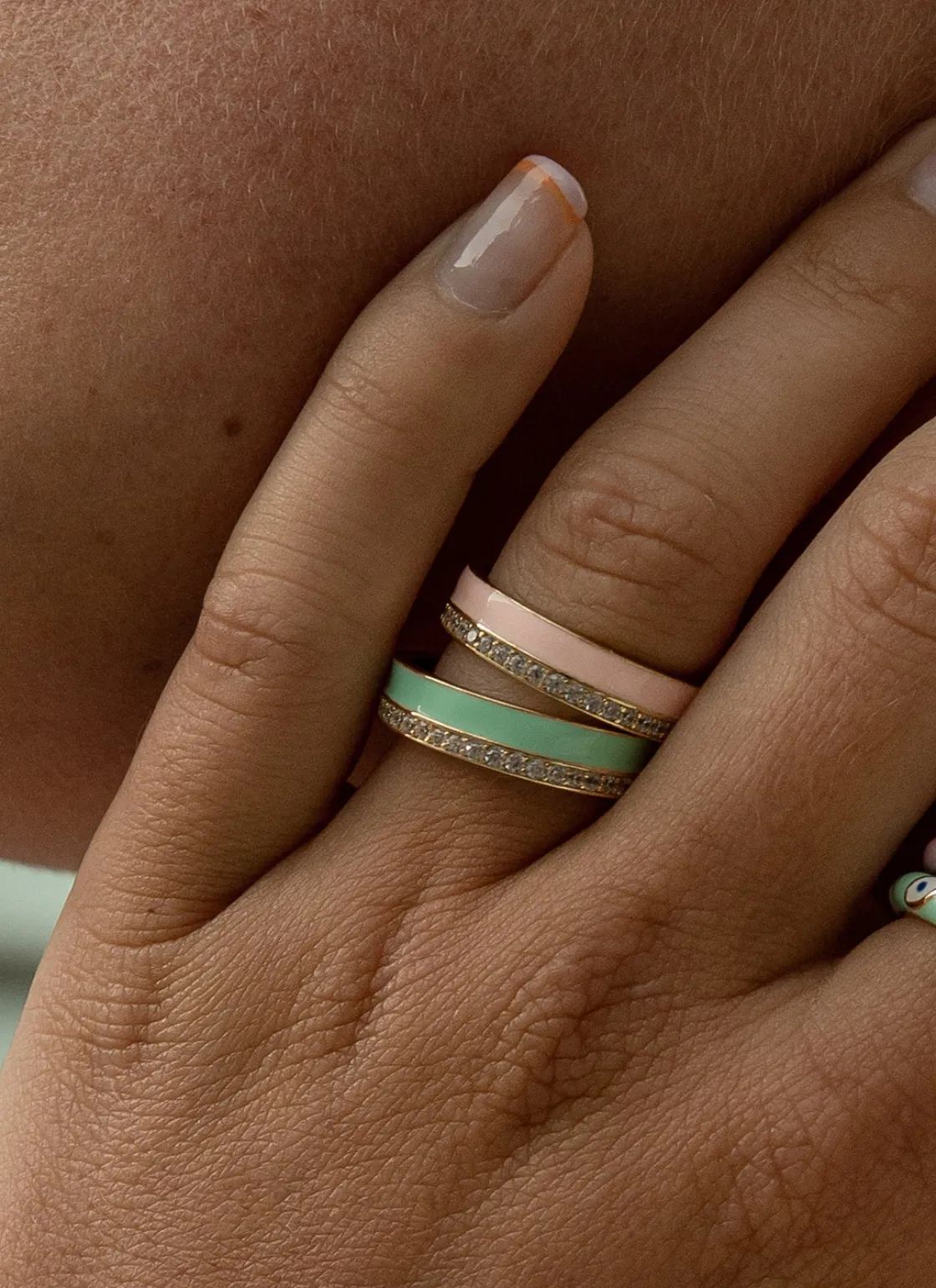 Anillos Circonitas | LINEARGENT Anillo esmalte menta diseño carril de circonitas
