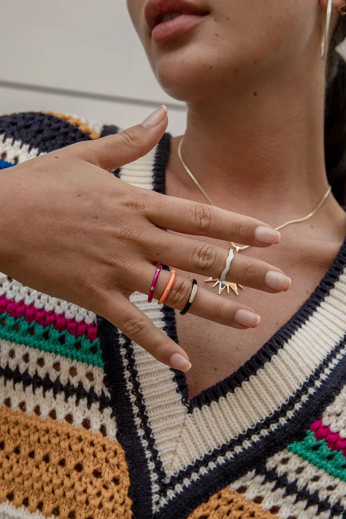 Anillos Pequeños | Anillos Finos | LINEARGENT Anillo esmalte triple circonita en tono naranja