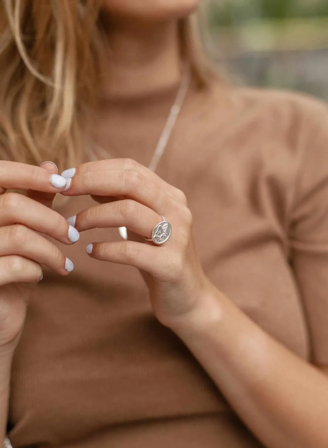 Anillo Sello | LINEARGENT Anillo sello diseño ángel de plata lisa