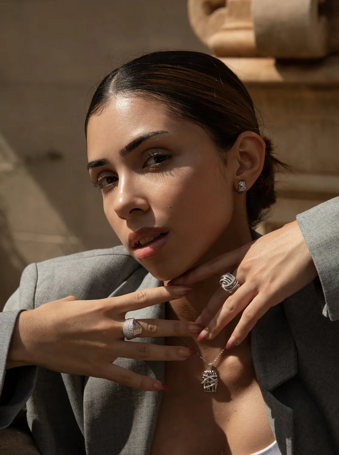 Anillos Especiales | Anillos Grandes | LINEARGENT Anillos anchos diseño raíles cruzados con circonitas