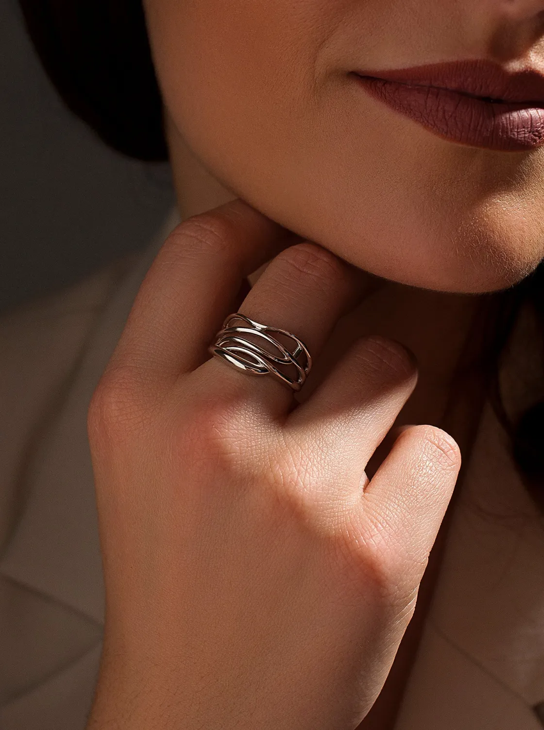 Anillos Anchos | LINEARGENT Anillos anchos fromados por carriles irregulares en plata lisa