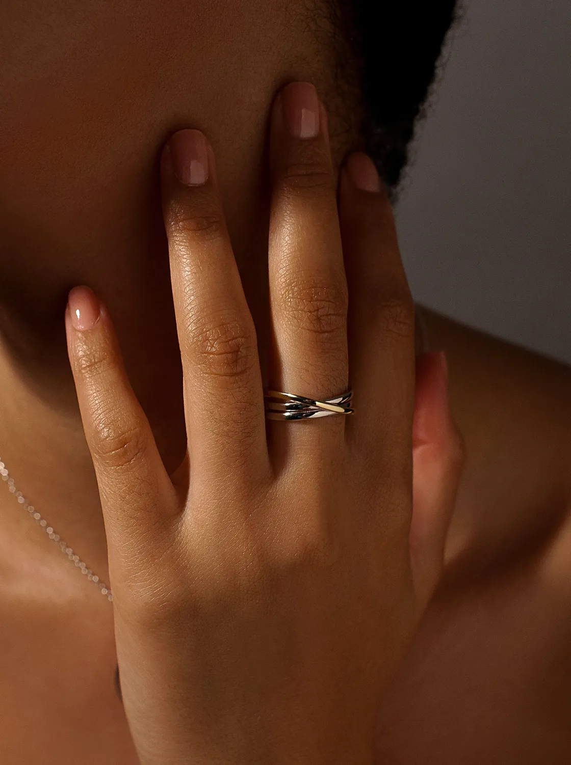 Anillos Bicolor | LINEARGENT Anillos bicolor de plata diseño triple raíl cruzado