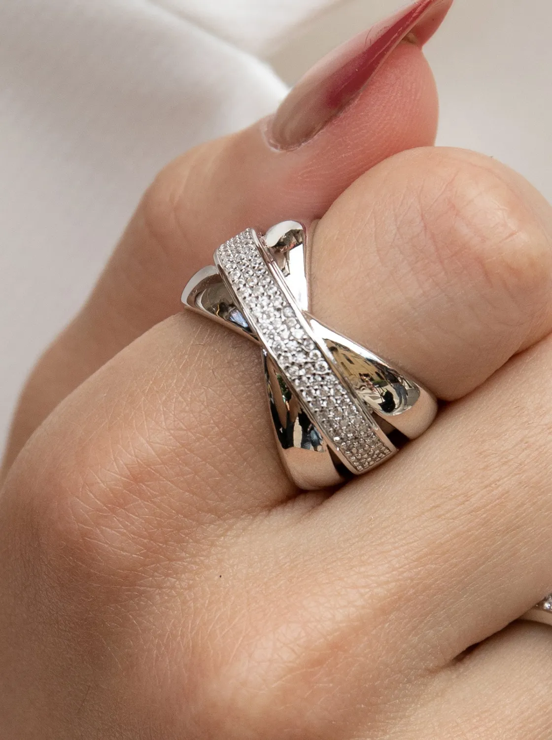 Anillos Anchos | Anillos Grandes | LINEARGENT Anillos circonitas de plata con diseño de cruz