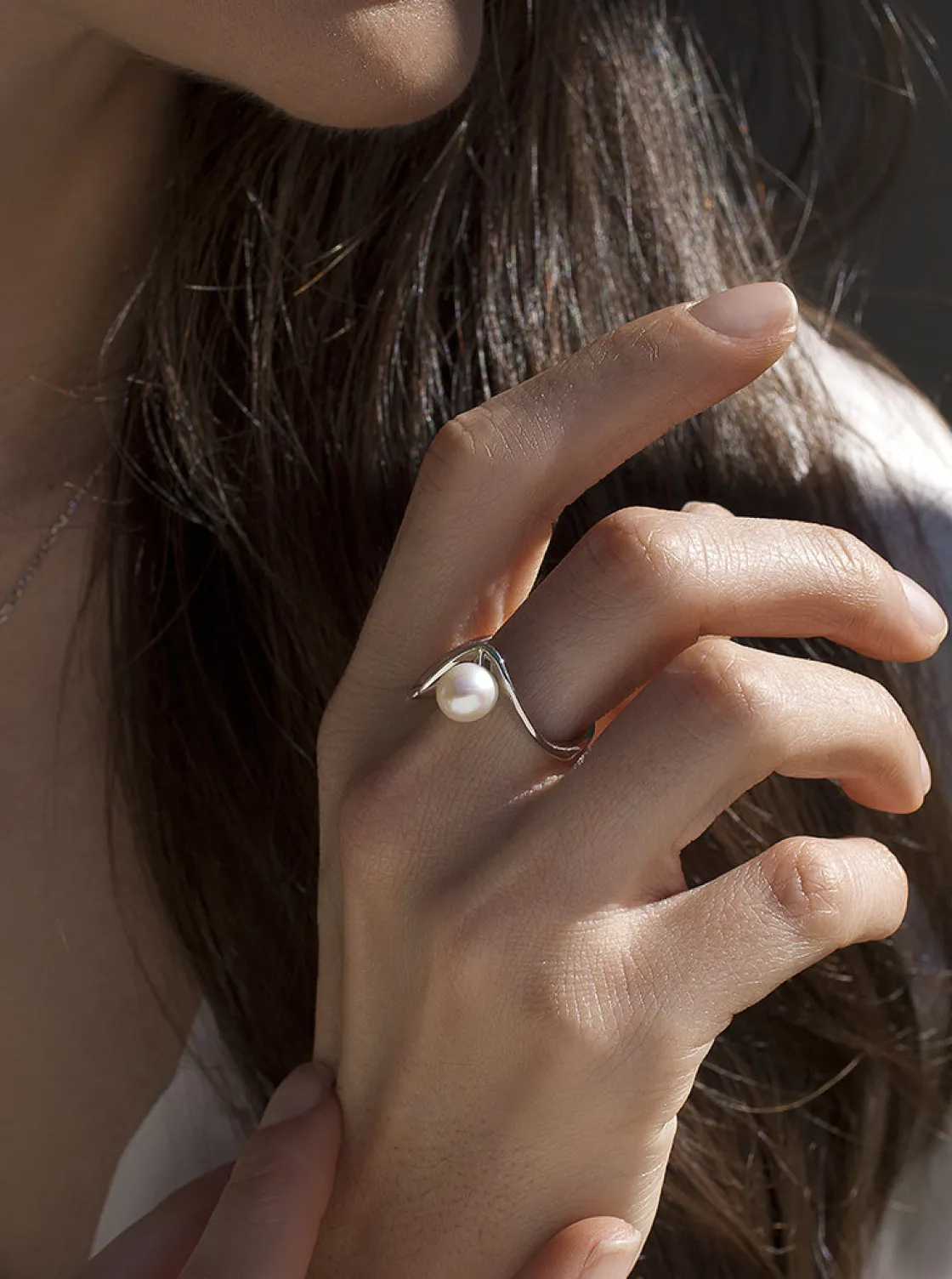 Anillos De Diseño | Anillos Con Perlas | LINEARGENT Anillos con perlas de plata diseño ondulado