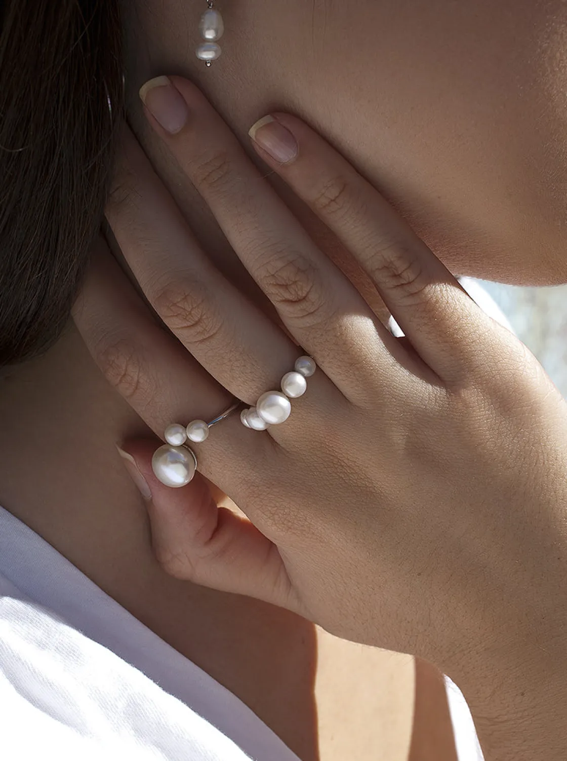 Anillos Pequeños | Anillos Con Perlas | LINEARGENT Anillos con perlas de plata diseño triple perla abierto