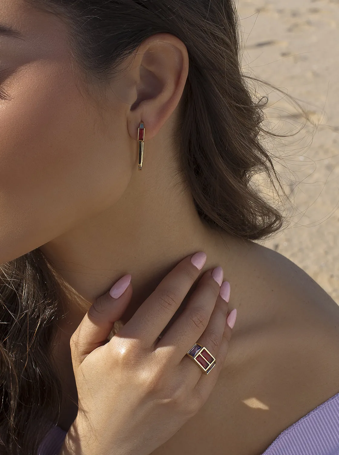 Anillos Dorados | Anillos De Diseño | LINEARGENT Anillos con piedras en tono lavanda y fucsia de plata