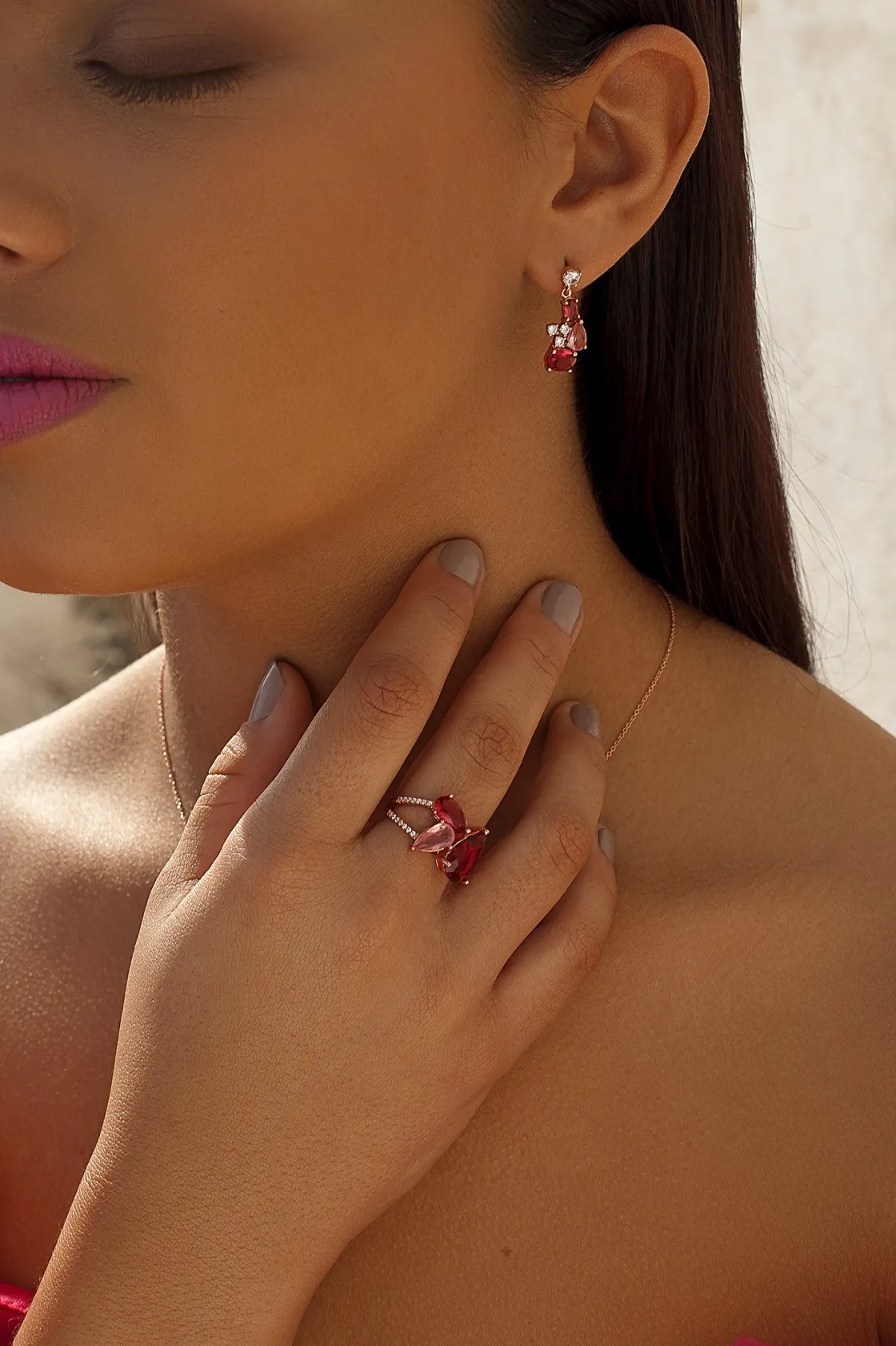 Anillos Con Piedras | LINEARGENT Anillos con piedras en tonos rosados y rojizos