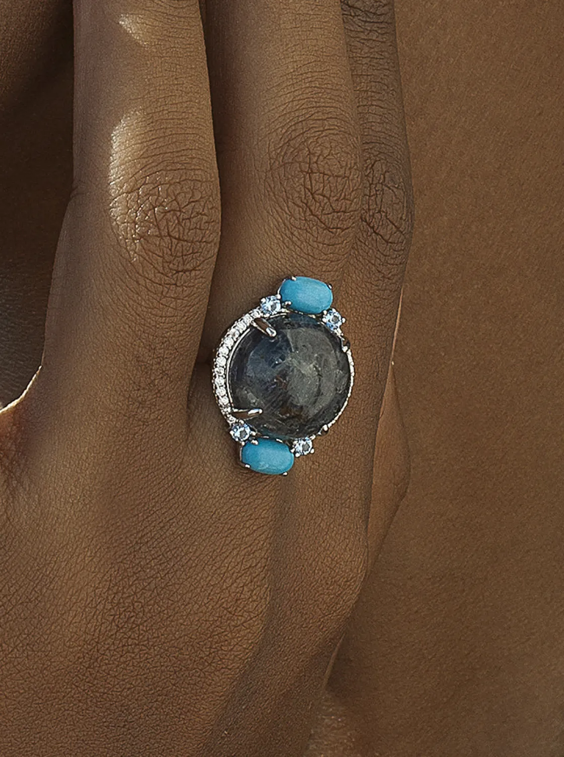 Anillos Con Piedras | LINEARGENT Anillos con piedras naturales diseño circular con circonitas