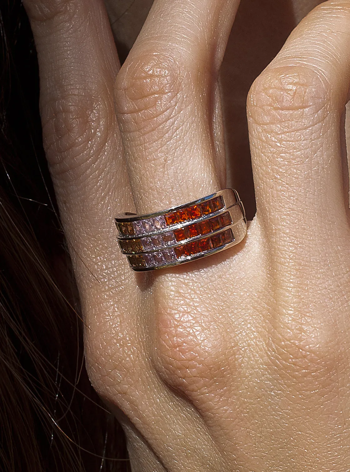 Anillos Con Piedras | Anillos Grandes | LINEARGENT Anillos con piedras triple raíl tonos cálidos