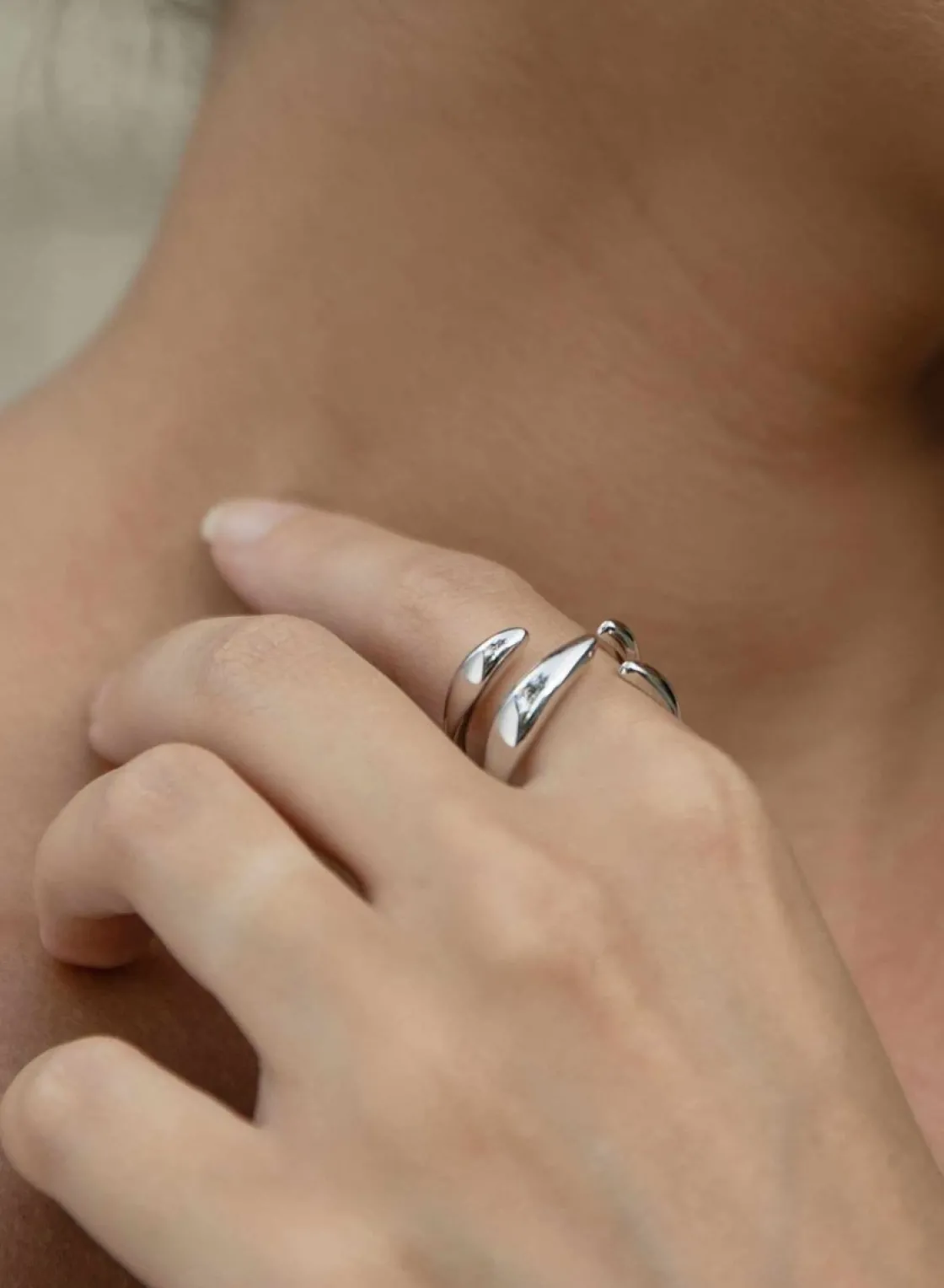 Anillos De Diseño | LINEARGENT Anillos de diseño abierto estilo garra en plata lisa