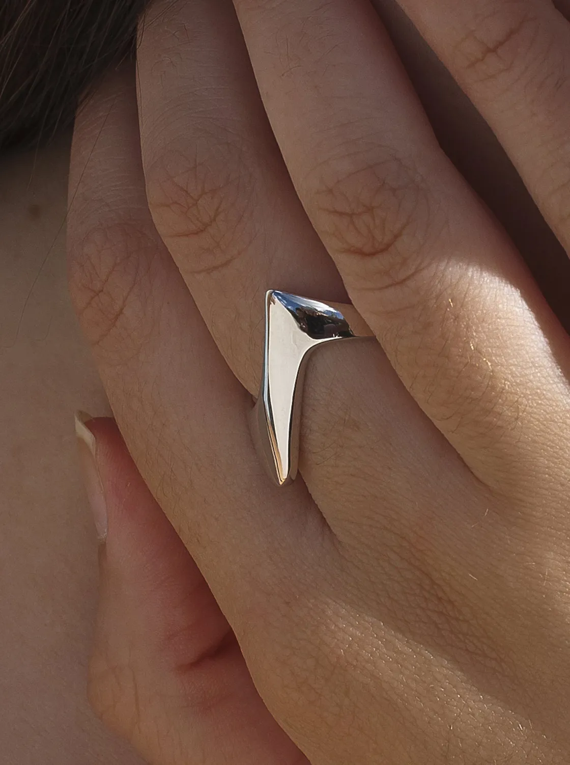 Anillos Especiales | Anillos De Diseño | LINEARGENT Anillos de diseño de plata diseño punta triangular