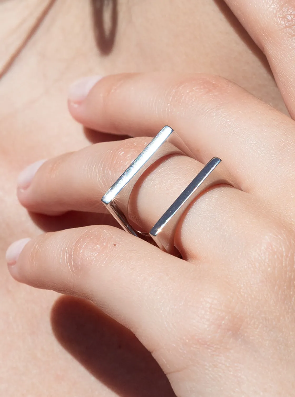 Anillos De Diseño | Anillos Grandes | LINEARGENT Anillos de diseño doble cuadrado y liso