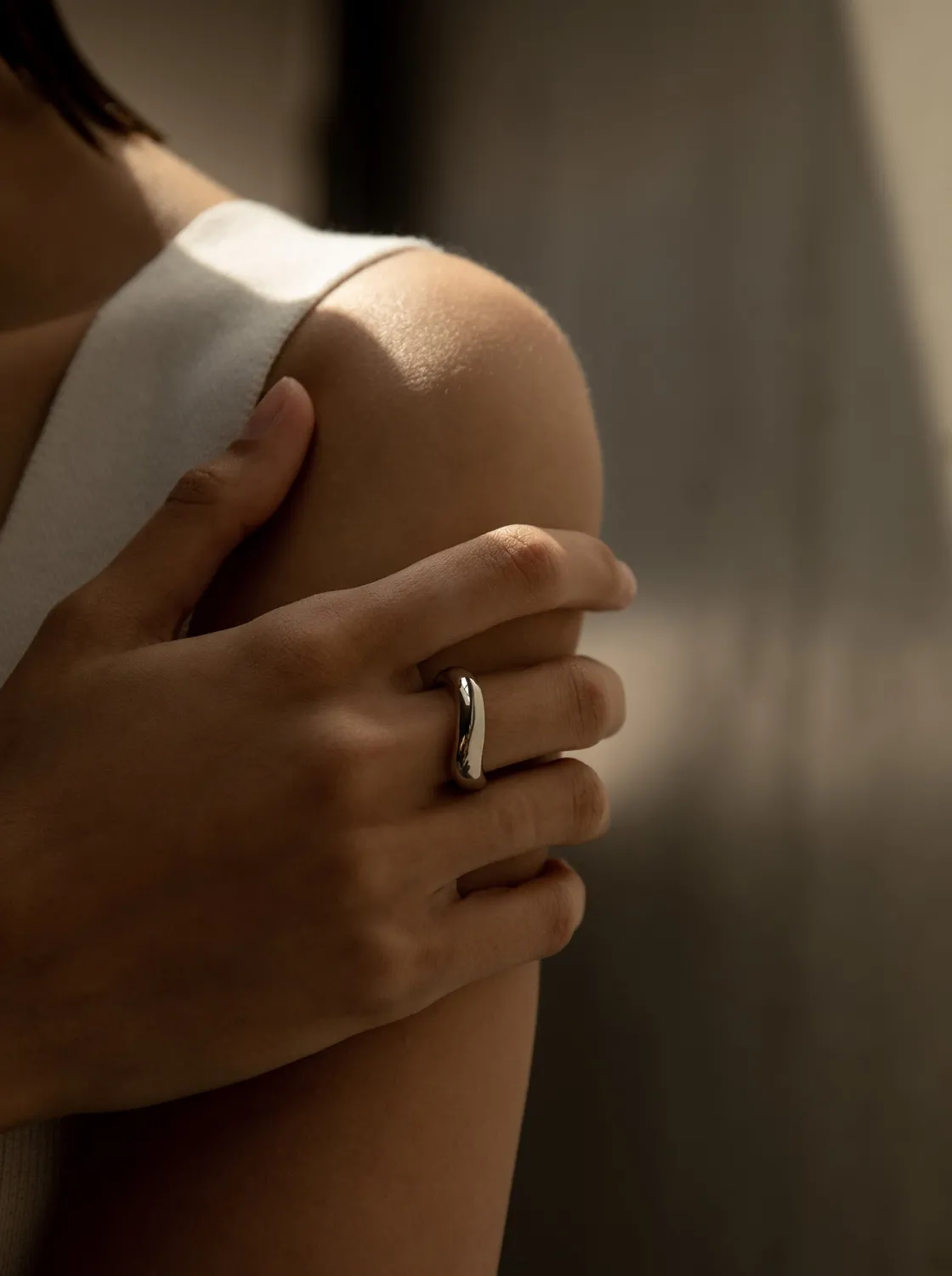 Anillos De Diseño | LINEARGENT Anillos de diseño irregular en plata lisa
