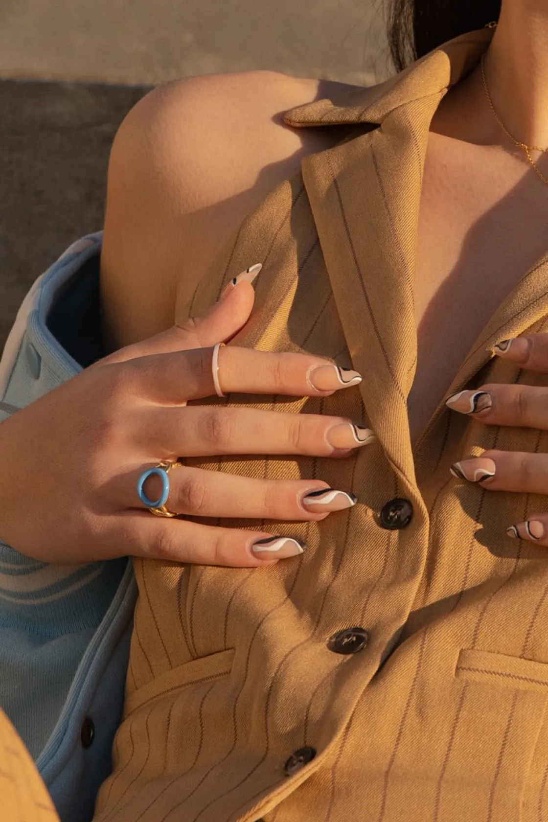 Anillos De Diseño | LINEARGENT Anillos de diseño motivo curvilíneo con esmalte azul