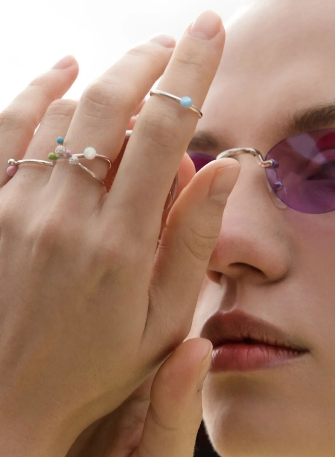 Anillos Pequeños | Anillos De Diseño | LINEARGENT Anillos de diseño multiples railes con esmalte y circonita