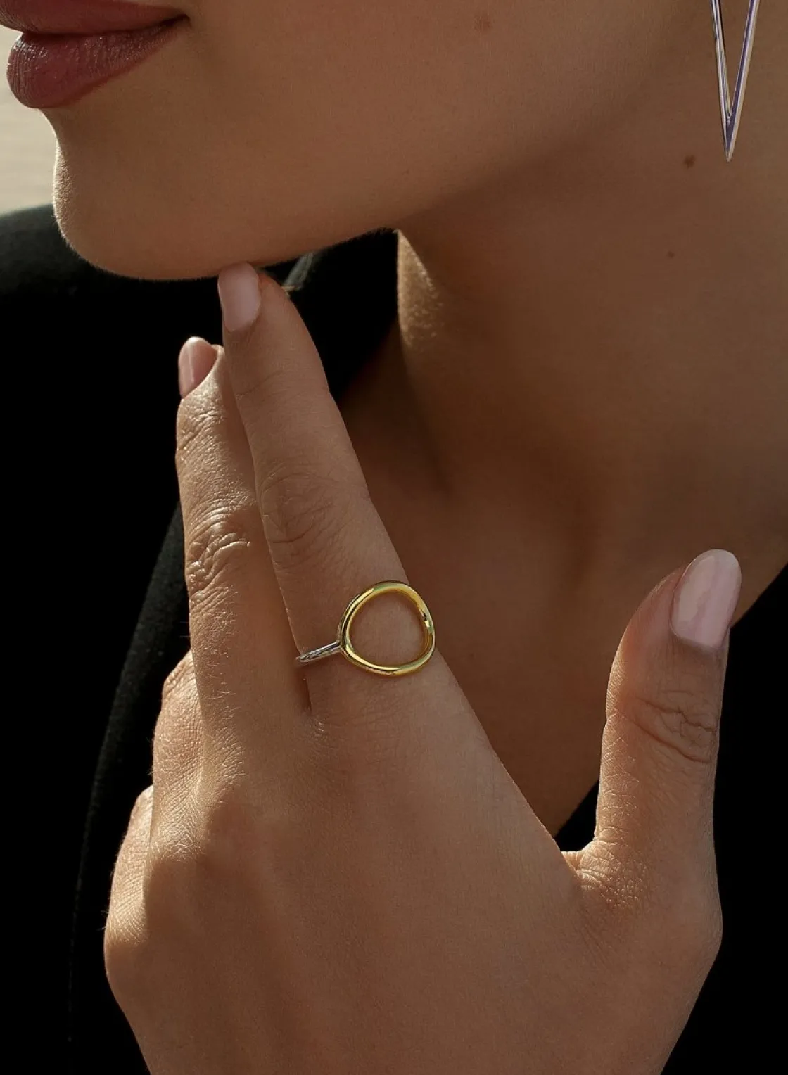 Anillos Bicolor | LINEARGENT Anillos de plata diseño fino con motivo circular dorado