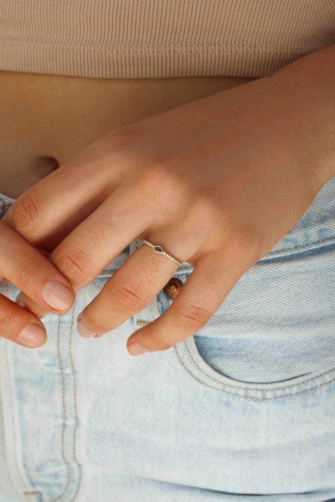 Anillos Dorados | Anillos Pequeños | LINEARGENT Anillos finos de plata con circonita talla redonda lila