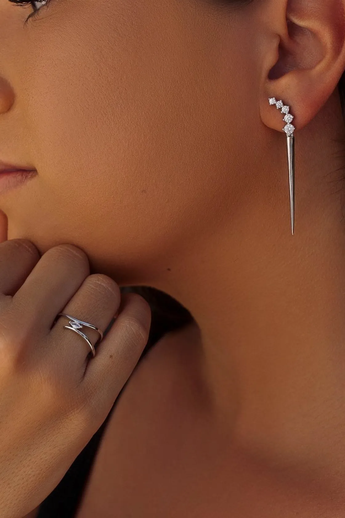 Anillos Pequeños | Anillos Finos | LINEARGENT Anillos finos de plata de estilo curvilíneo con circonitas talla marquesa