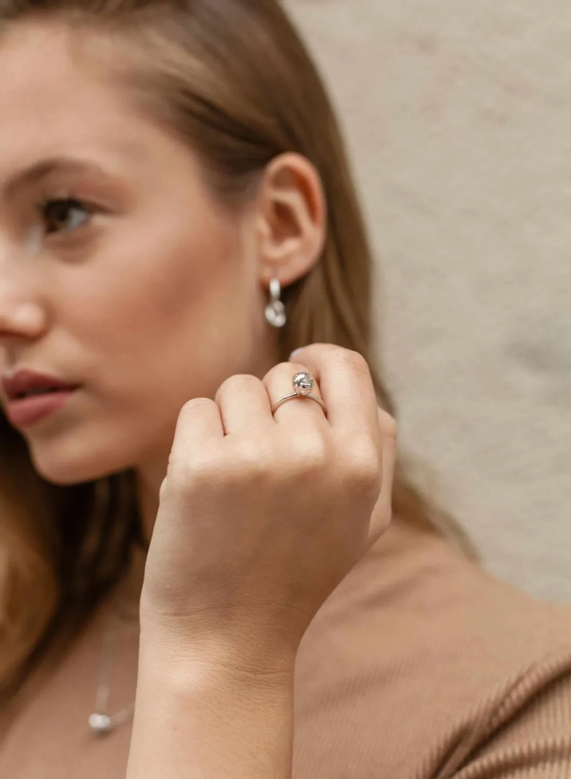 Anillos Pequeños | Anillos Finos | LINEARGENT Anillos finos de plata diseño de nudo