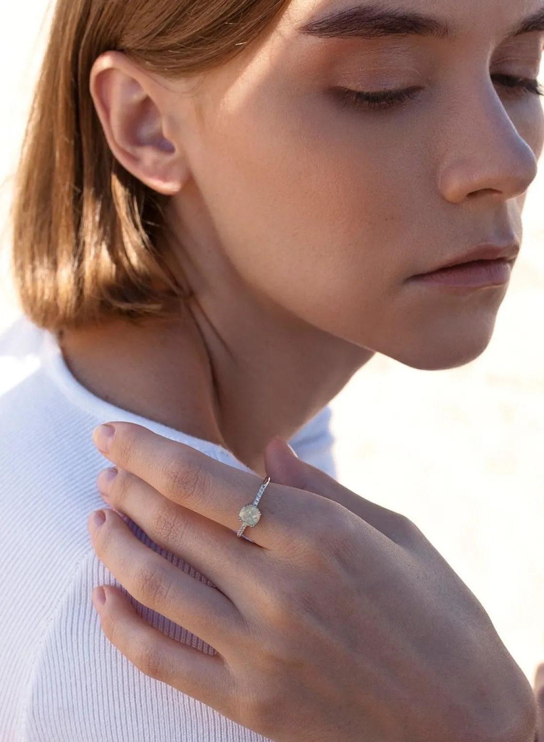 Anillos Pequeños | Anillos Finos | LINEARGENT Anillos finos diseño circular estilo ópalo con circonitas