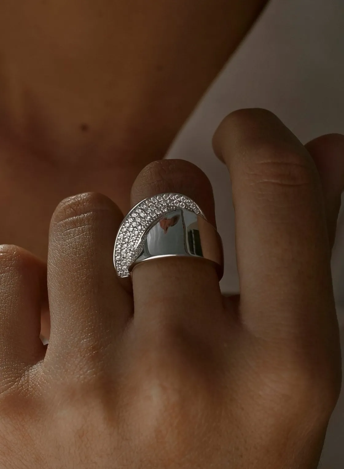 Anillos Grandes | Anillos Circonitas | LINEARGENT Anillos grandes estilo cruzado con circonitas