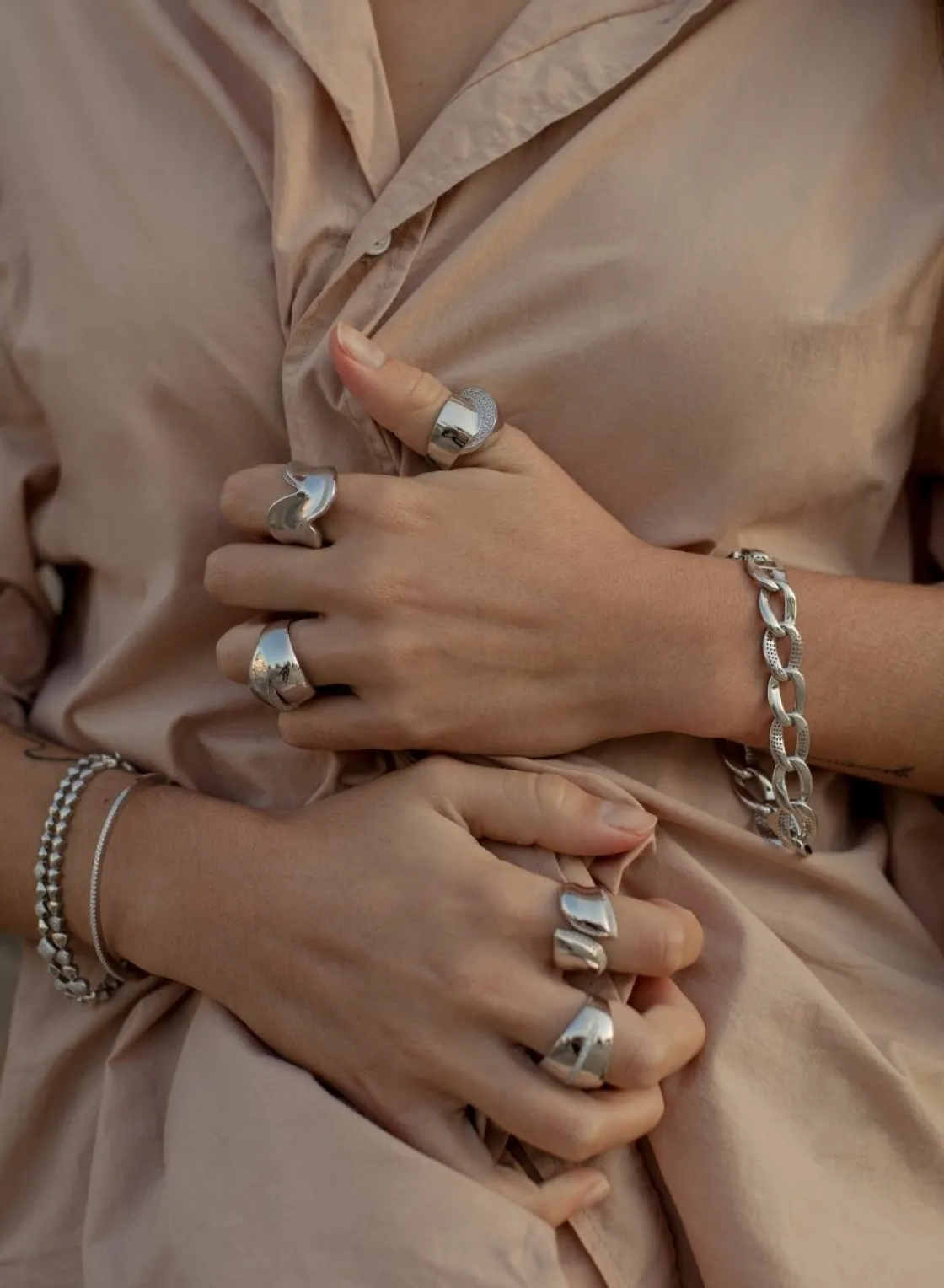 Anillos Grandes | Anillos Circonitas | LINEARGENT Anillos grandes estilo cruzado con circonitas