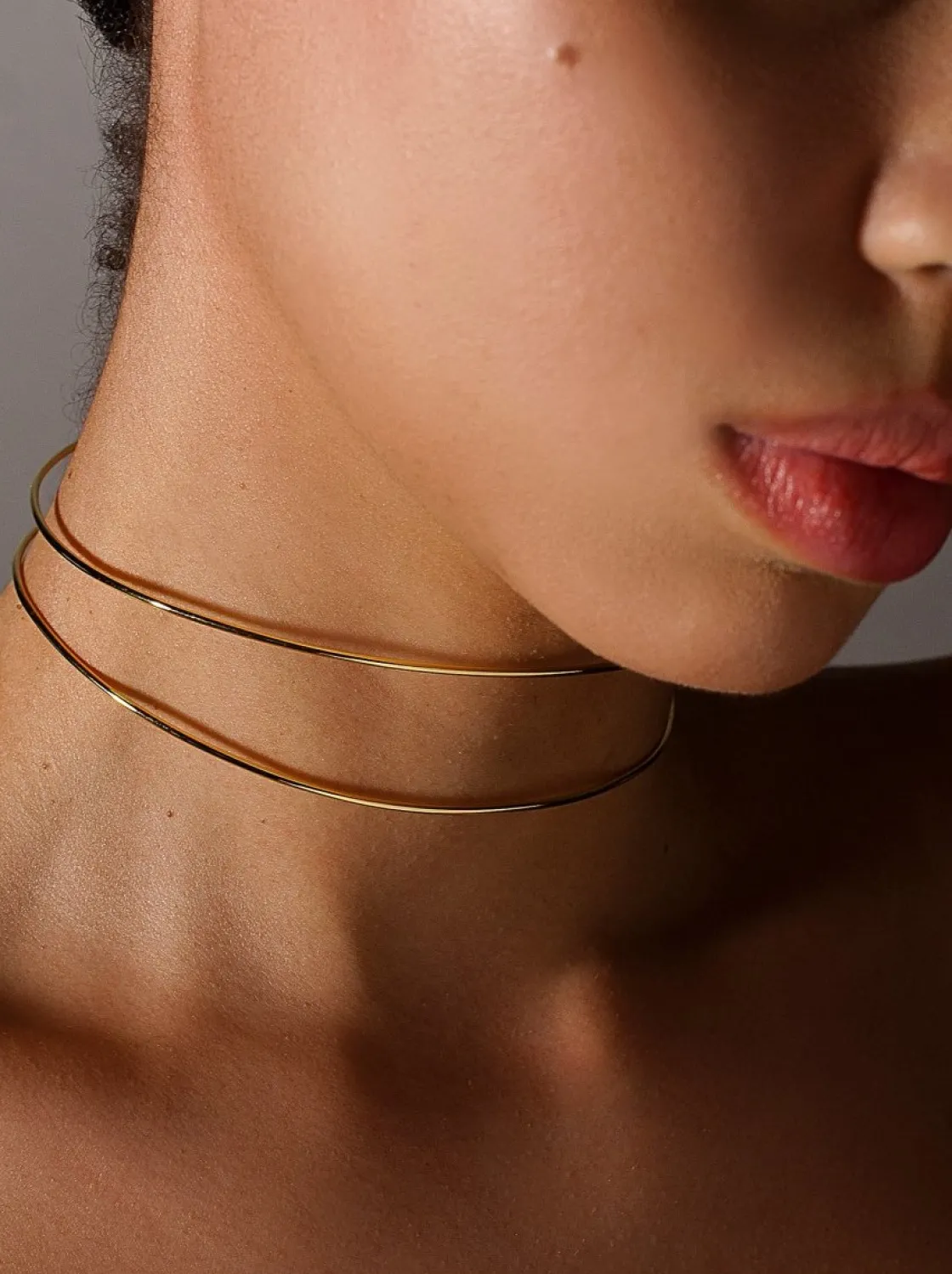 Collares Plata Originales | LINEARGENT Choker rígido doble raíl de plata bañada en oro