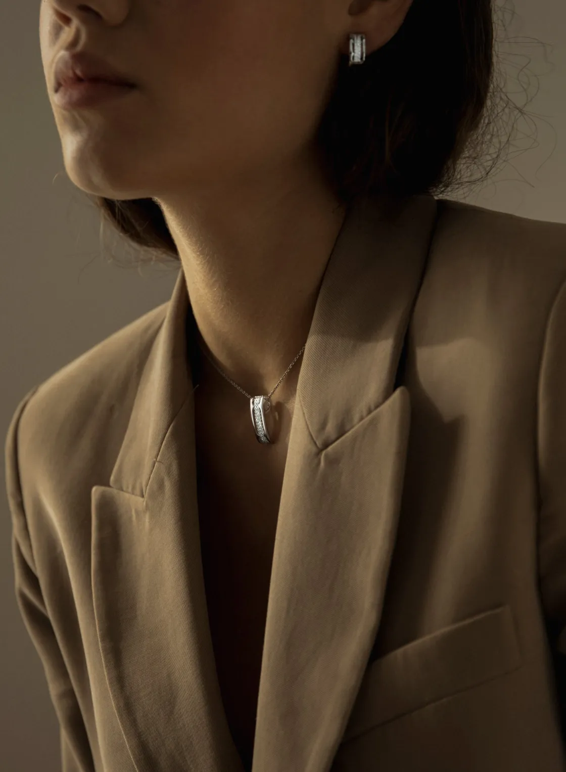 Colgante Brillante | LINEARGENT Colgante brillante de plata con dos bandas de circonita