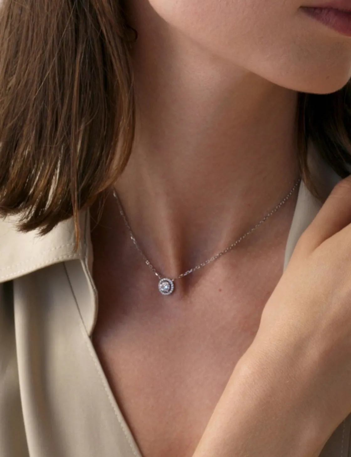 Collares Fiesta | Colgante Brillante | LINEARGENT Colgante brillante de plata con motivo redondo de circonita y detalle de circonitas