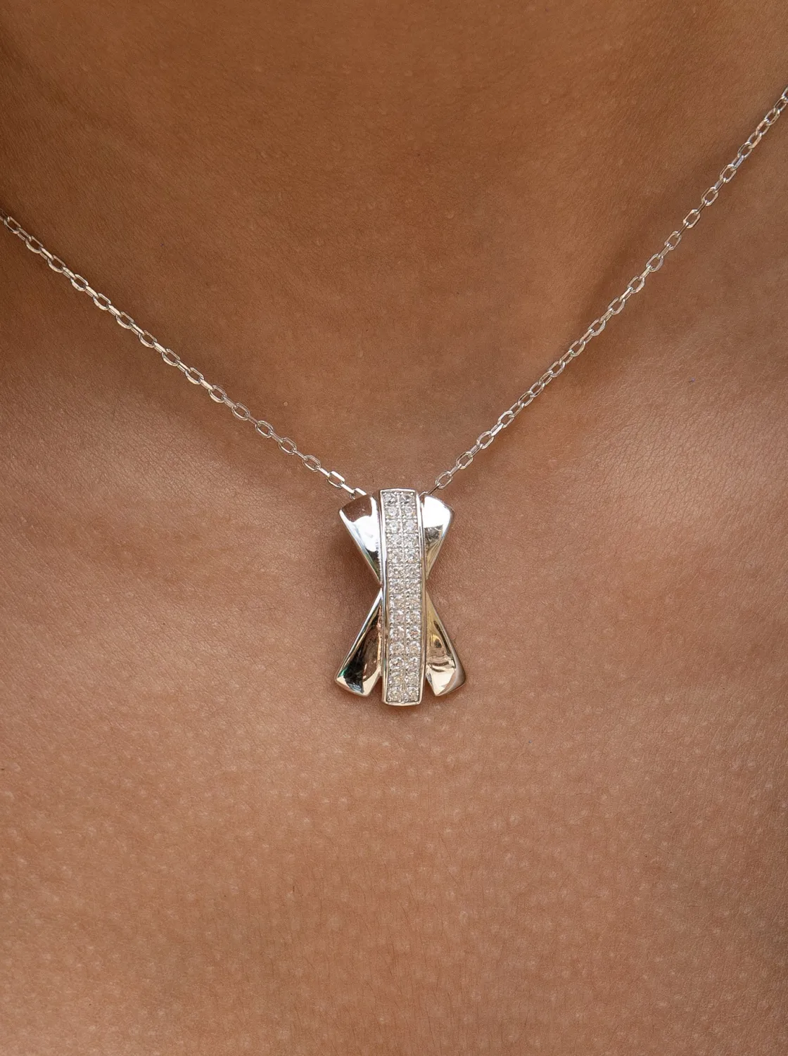 Collares Plata Originales | LINEARGENT Colgante brillante de plata diseño cruz con circonitas