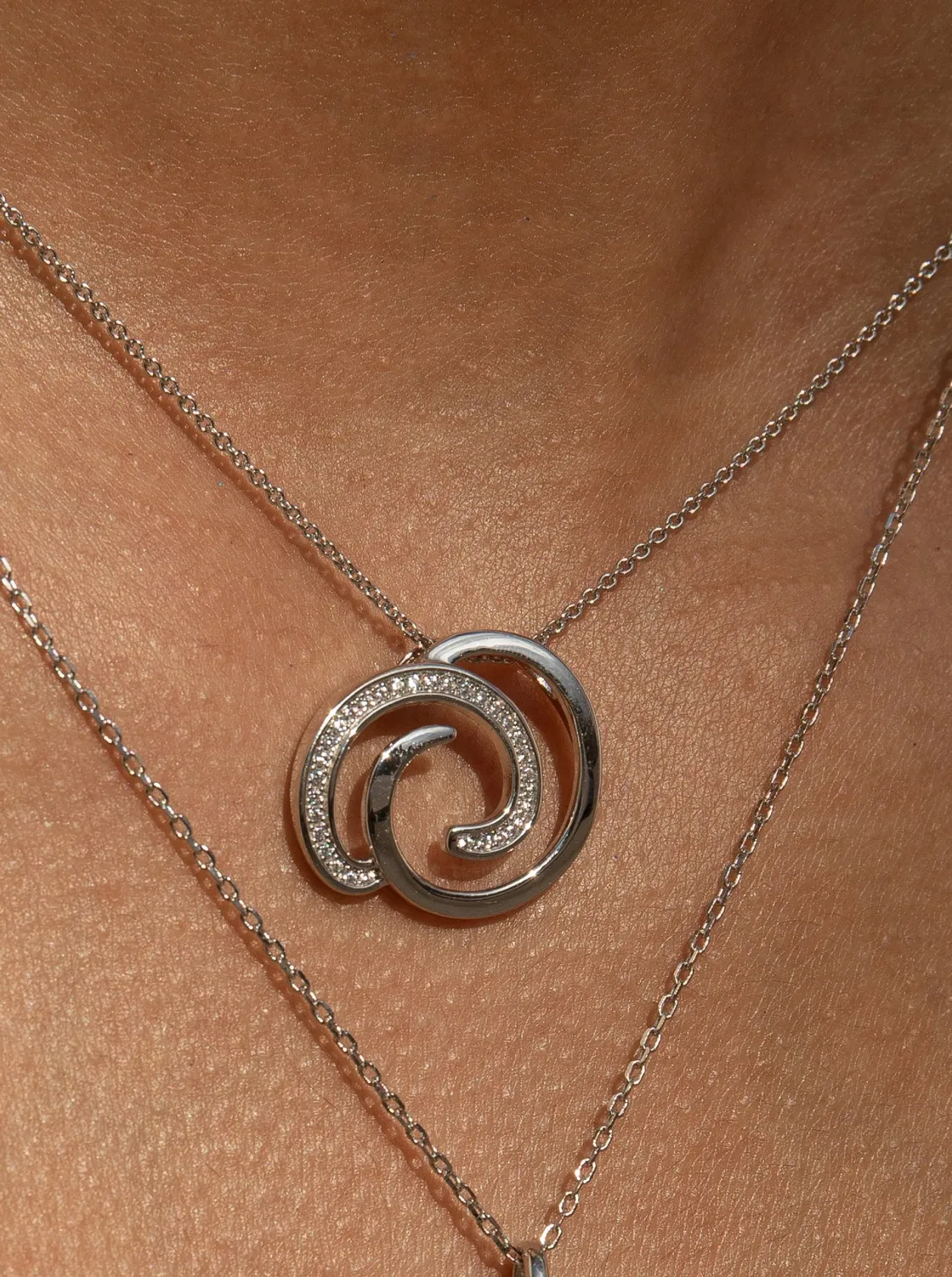 Colgantes Plata Grandes | LINEARGENT Colgante brillante diseño caracol con circonitas