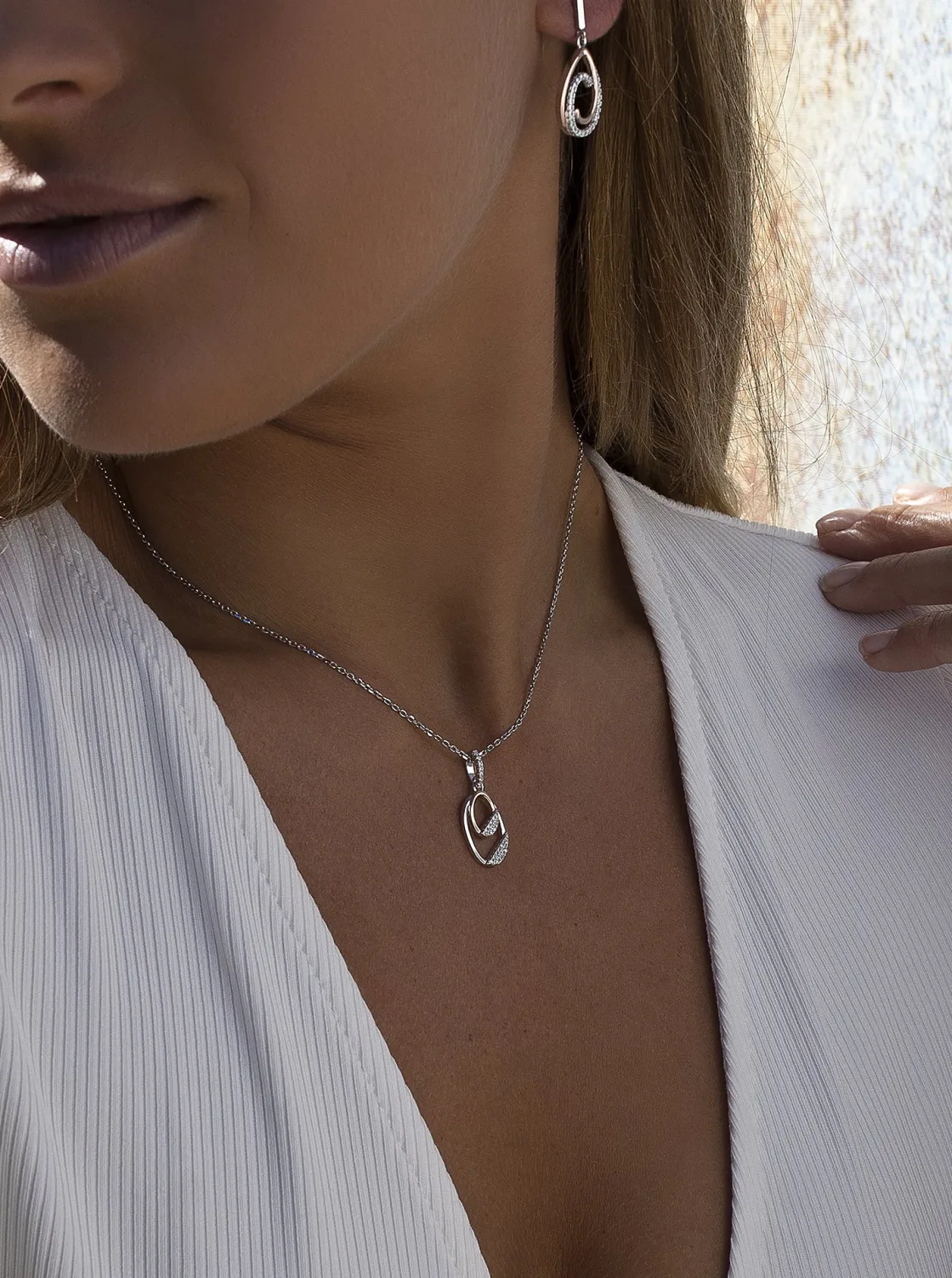 Colgantes Bicolor | LINEARGENT Colgantes bicolor de plata con doble motivo circular