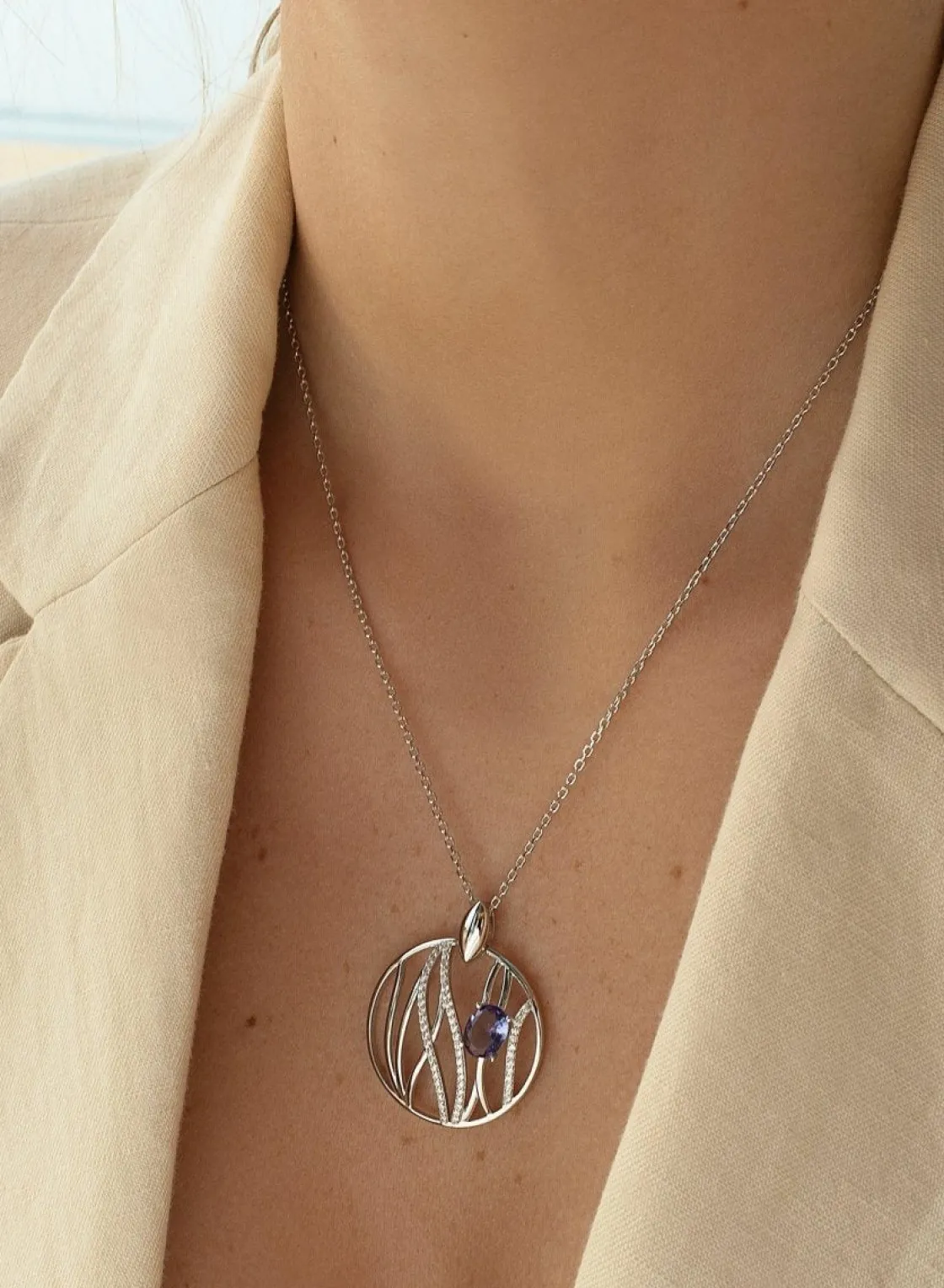 Collares Con Piedras | LINEARGENT Colgantes de plata grandes diseño carriles lavanda