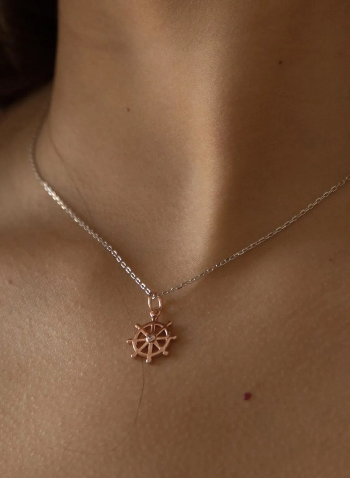 Colgantes Bicolor | Colgantes Pequeños | LINEARGENT Colgantes pequeños de plata diseño timón