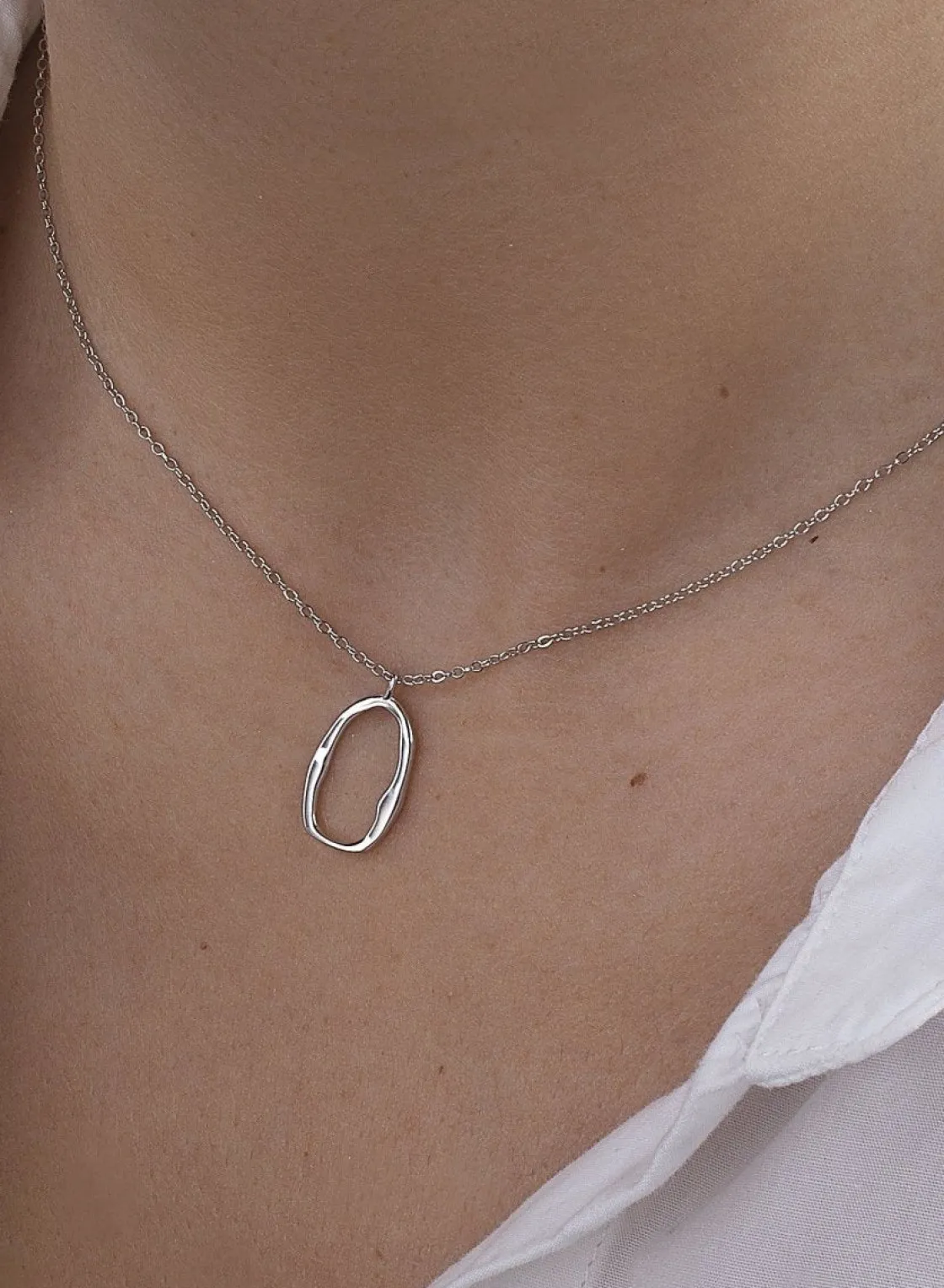 Colgantes Pequeños | LINEARGENT Colgantes pequeños diseño ovalado irregular