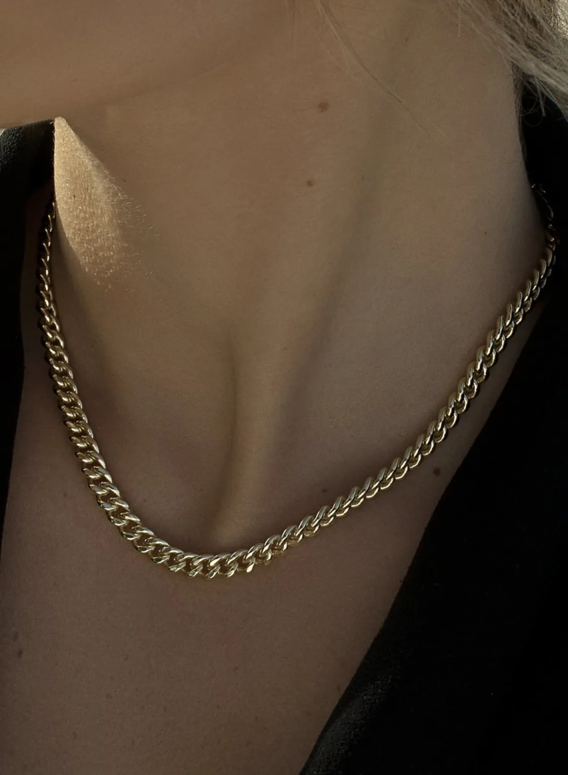 Collar Cadena | Collares Cortos | LINEARGENT Collar cadena bañada en oro diseño de eslabones pequeños
