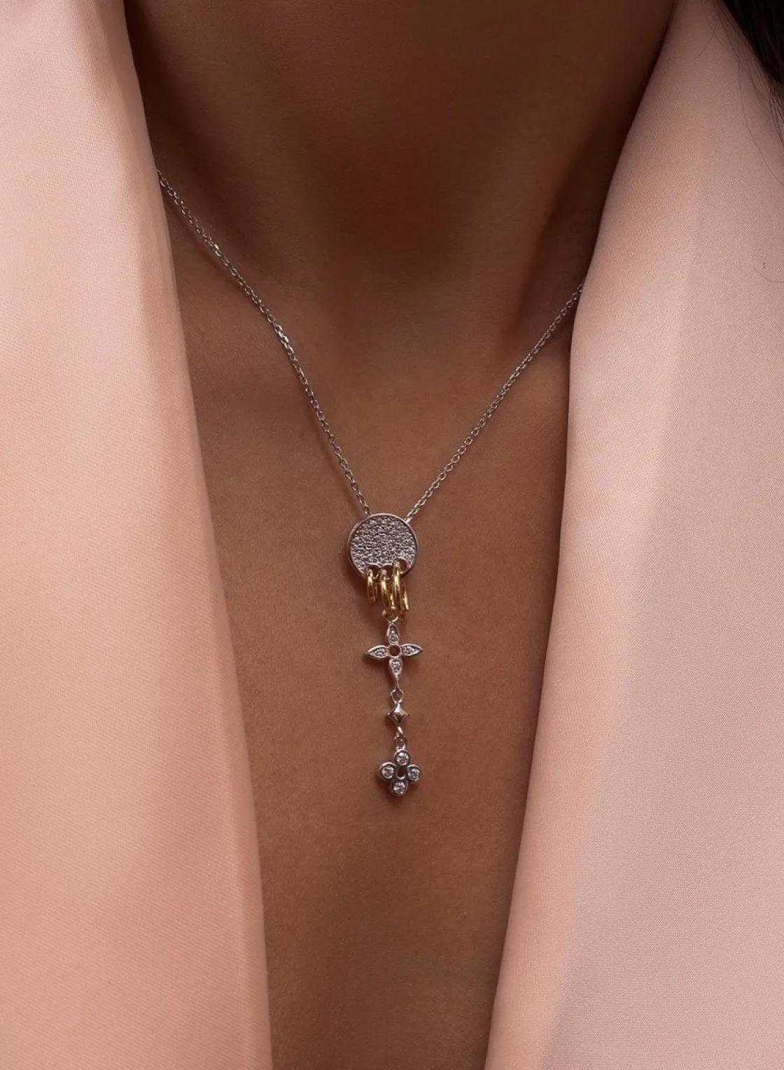 Colgantes Bicolor | LINEARGENT Collares con colgantes de plata con charms de flores y detalle de circonitas