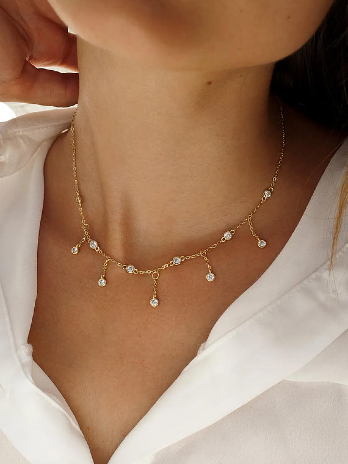 Collares Con Mini Colgantes | Collares Cortos | LINEARGENT Collares con colgantes de plata con diseño de cascada de circonitas dorado