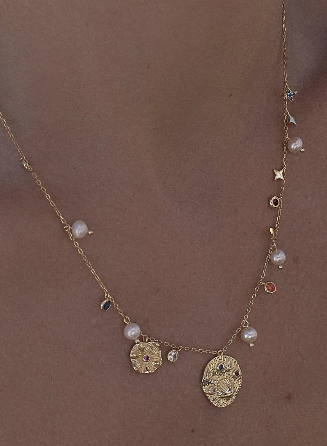 Collares Con Piedras | Colgante Perlas | LINEARGENT Collares con colgantes diseño de medalla central