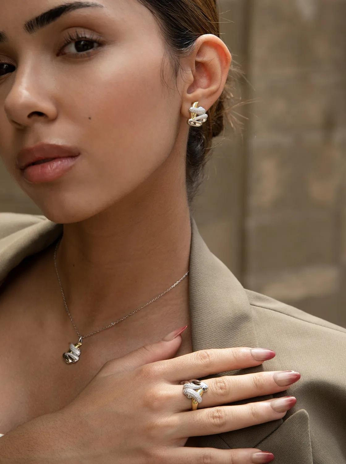 Colgantes Bicolor | LINEARGENT Collares con colgantes diseño irregular y bicolor con circonitas