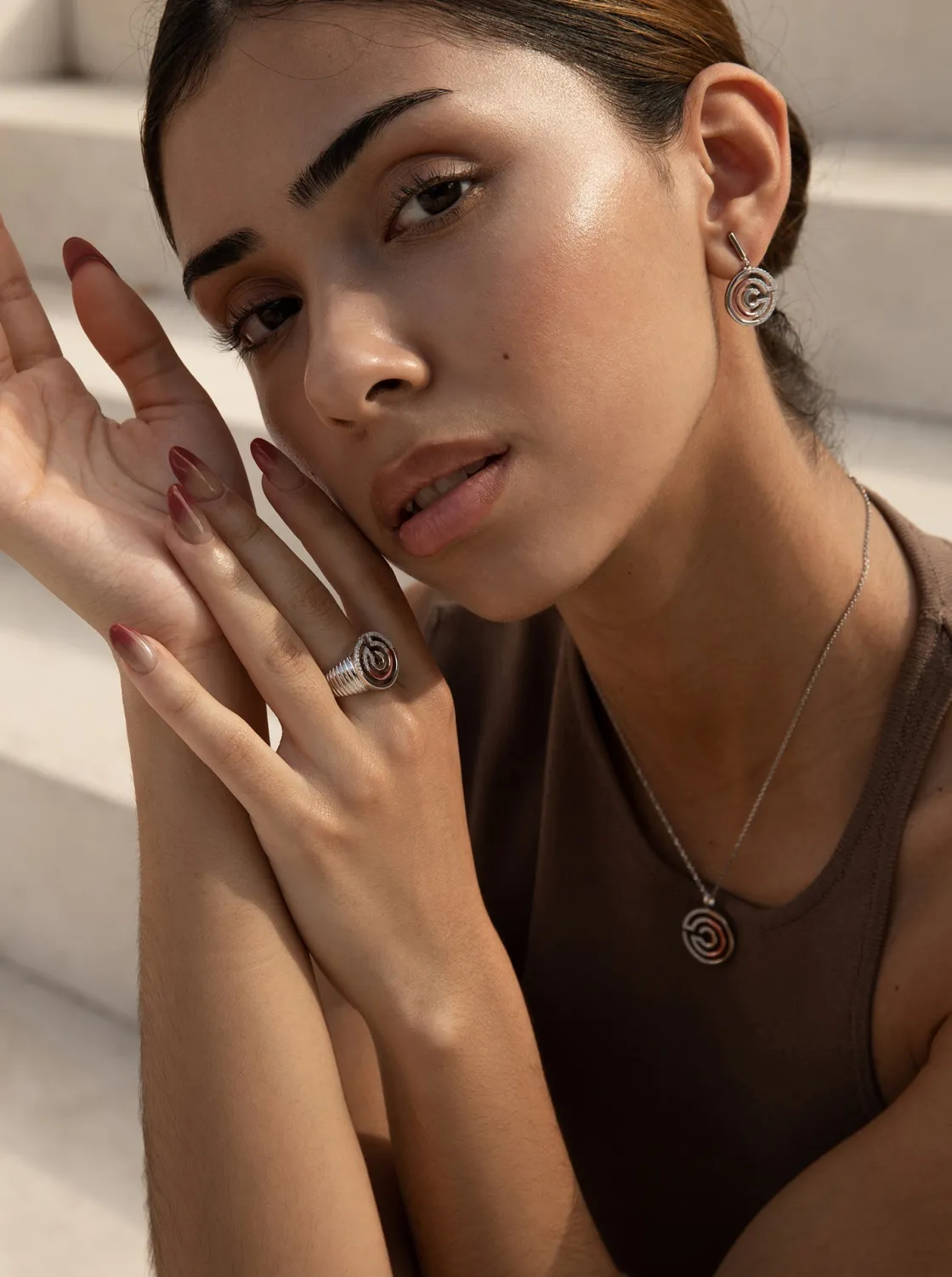 Colgantes Bicolor | LINEARGENT Collares con colgantes en forma de ''c'' y circonitas
