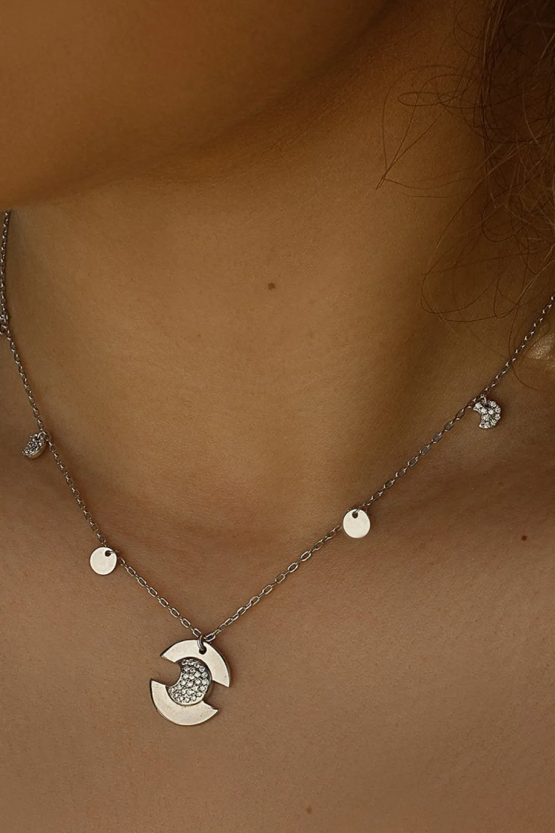 Collares Con Mini Colgantes | LINEARGENT Collares con colgantes en plata diseño luna