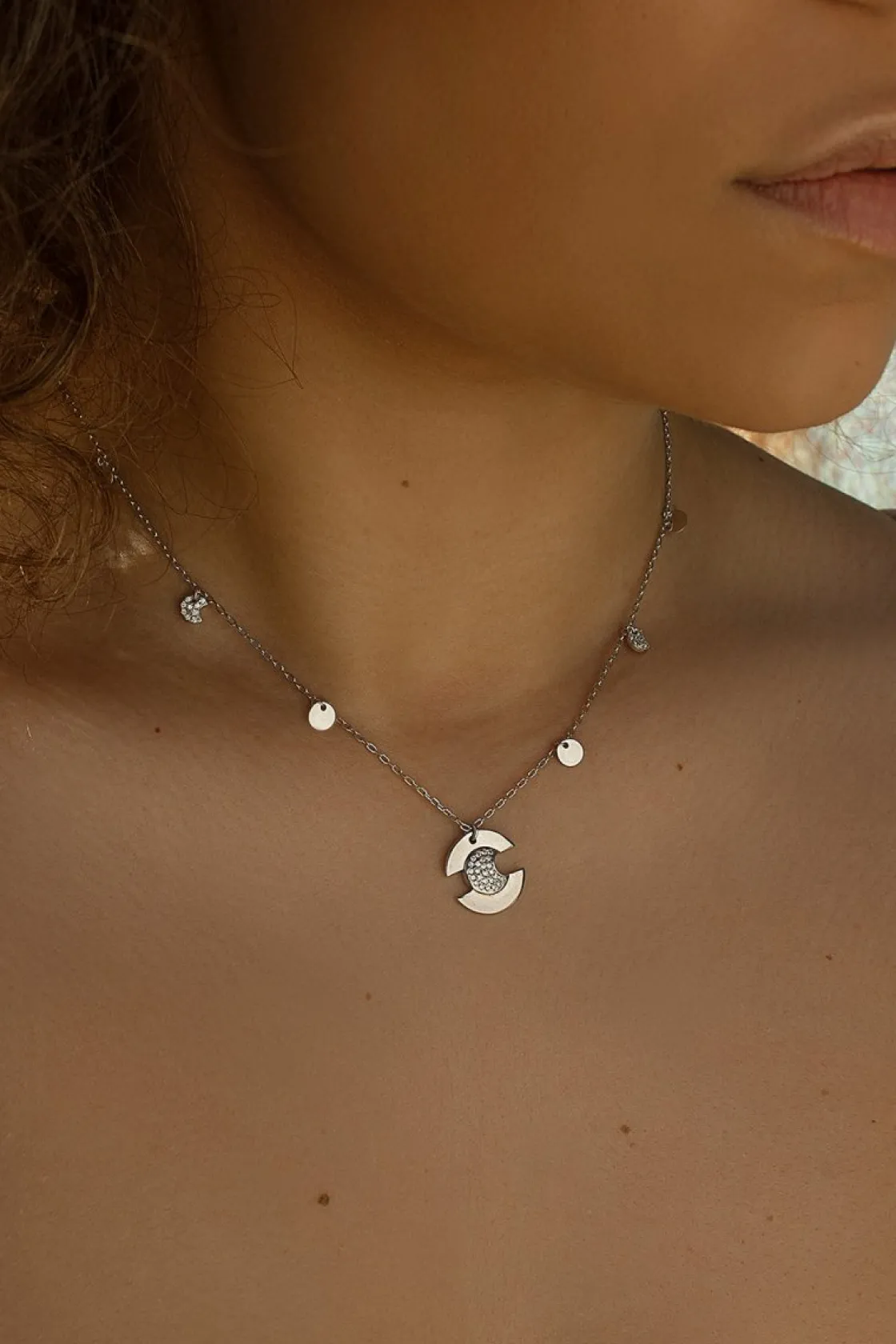 Collares Con Mini Colgantes | LINEARGENT Collares con colgantes en plata diseño luna