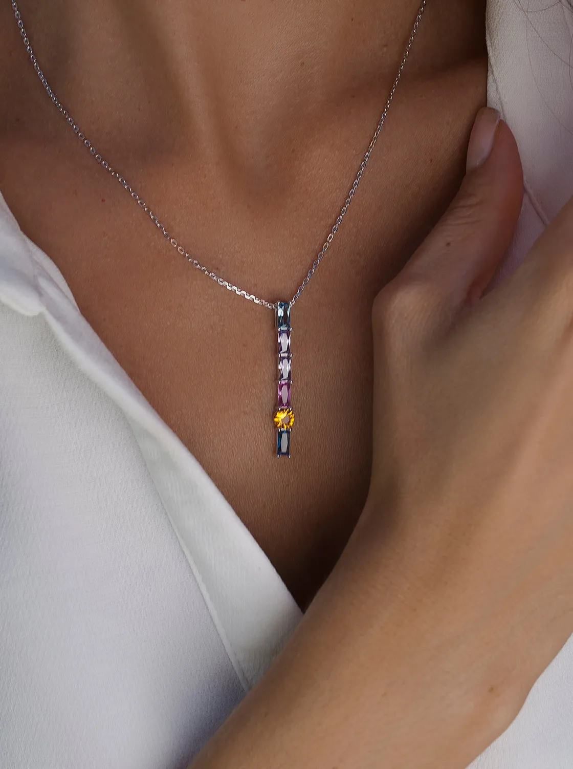 Collares Con Piedras | LINEARGENT Collares con piedras de colores estilo geométrico