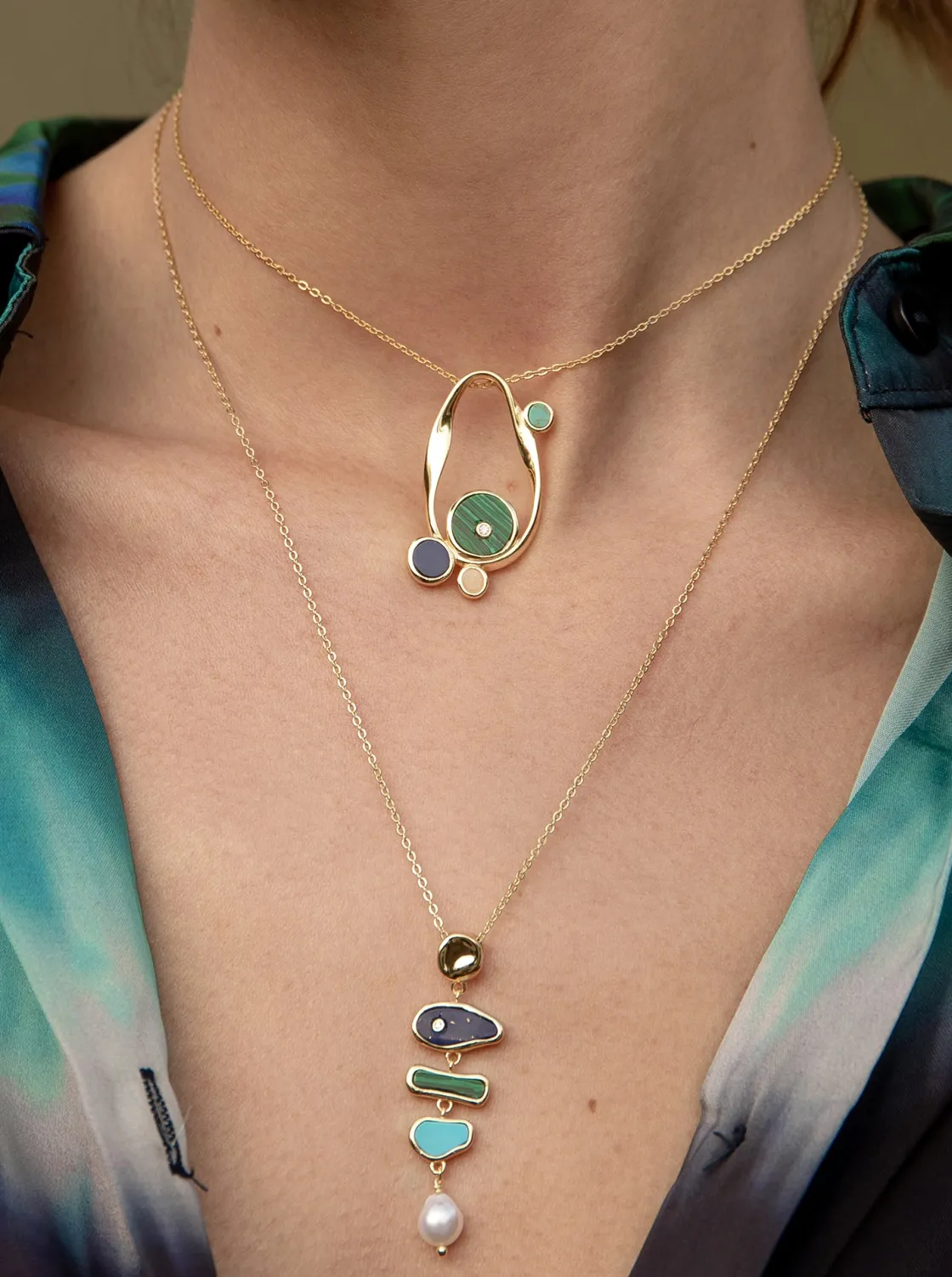 Collares Con Piedras | LINEARGENT Collares con piedras diseño ovalado irregular dorado