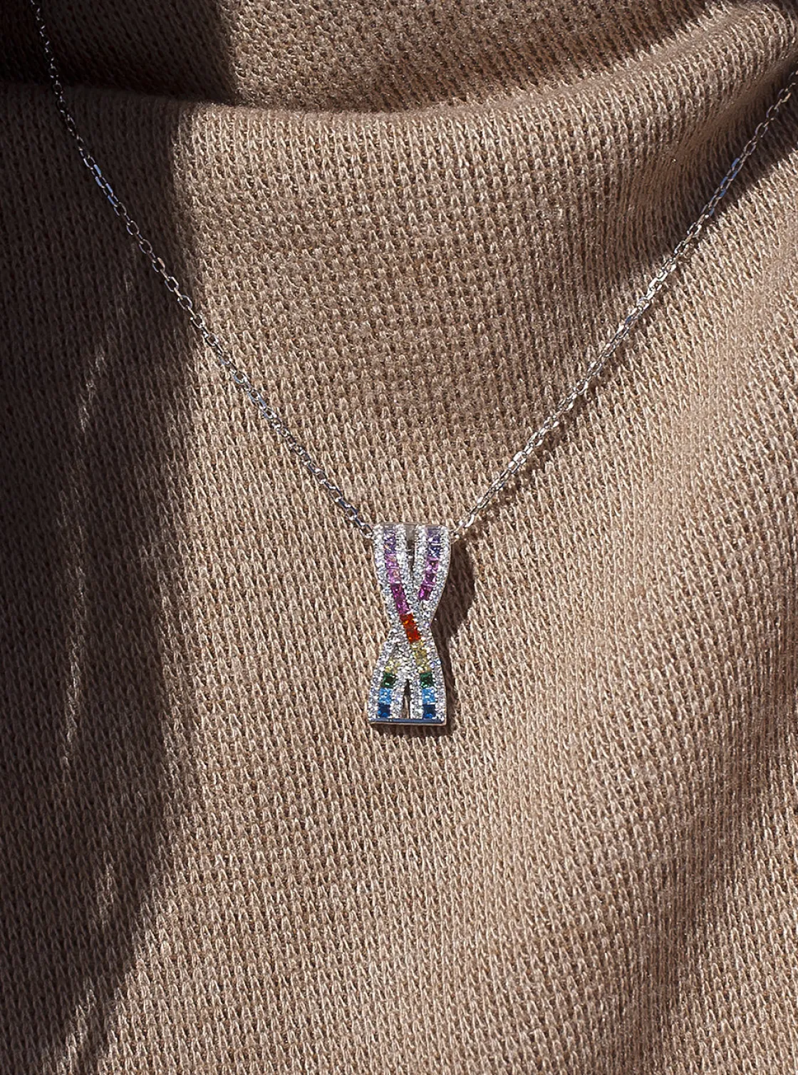 Collares Con Piedras | LINEARGENT Collares con piedras diseño raíles cruzados multicolor