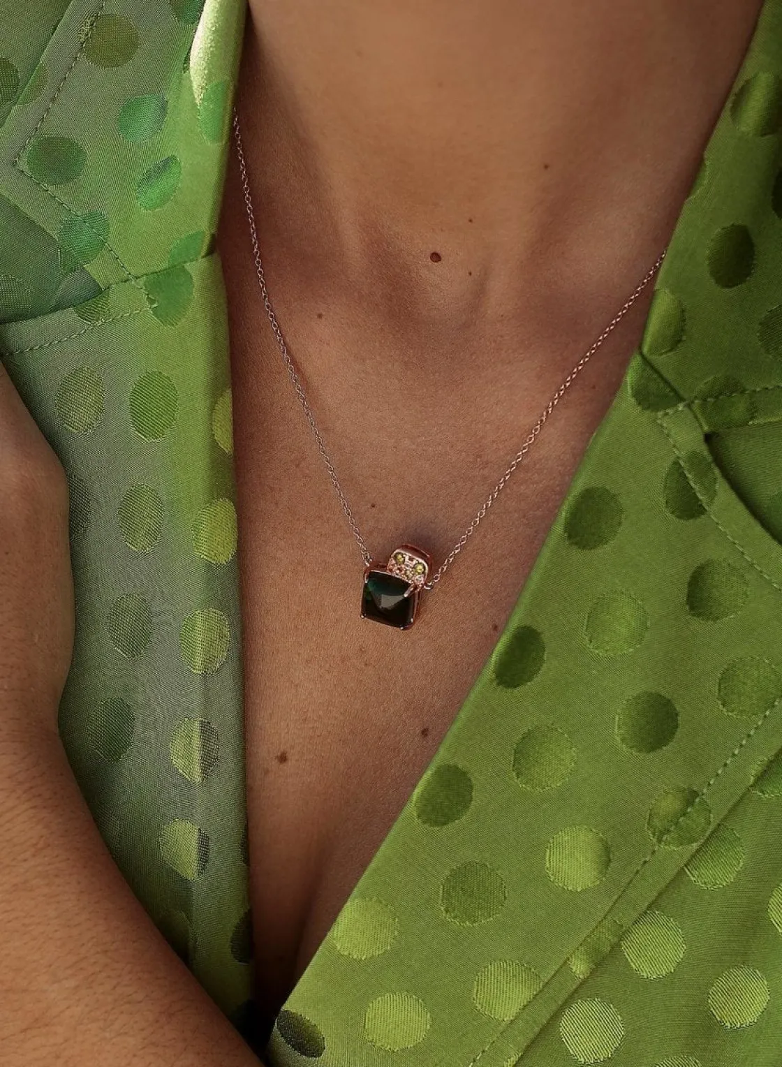 Collares Con Piedras | LINEARGENT Collares con piedras en plata baño en rosa tono verde