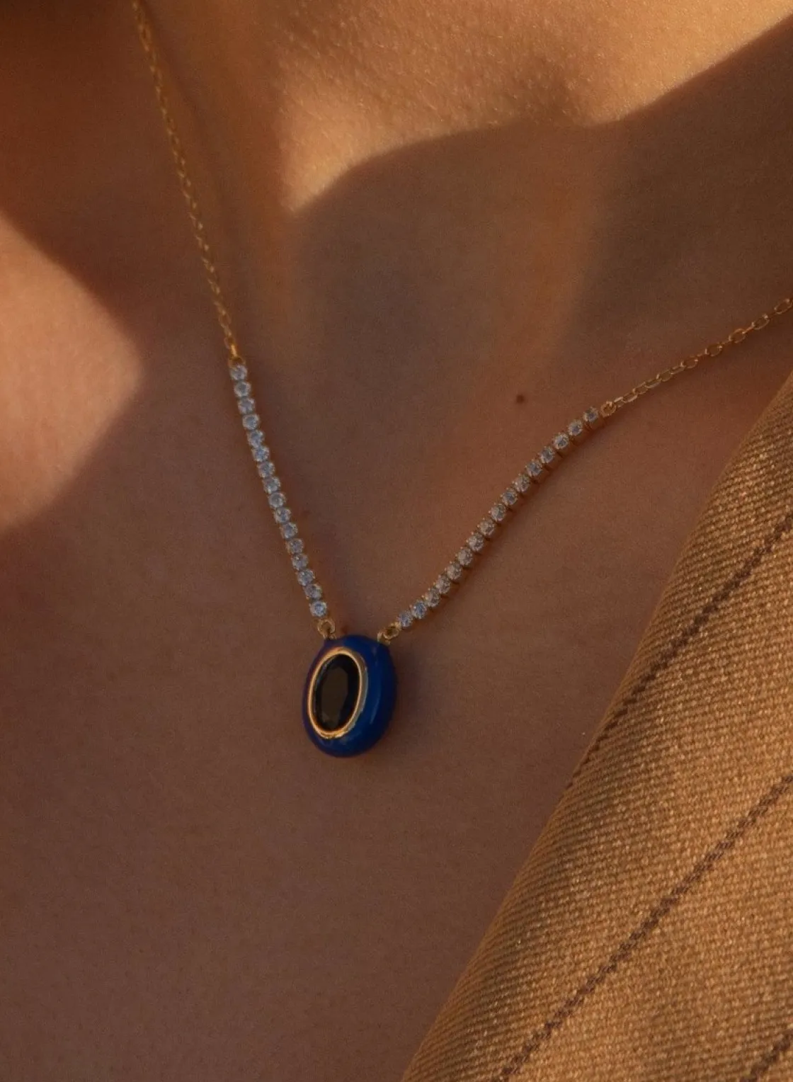 Collares Con Piedras | LINEARGENT Collares con piedras en plata diseño esmalte azul oscuro